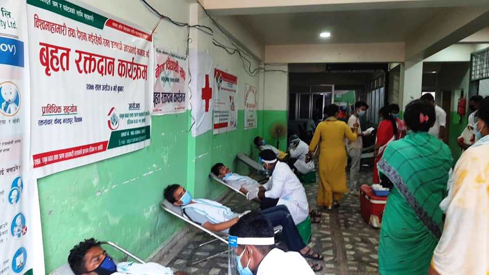 सर्लाहीको सगुन साकोसद्वारा रक्तदान कार्यक्रम आयोजना