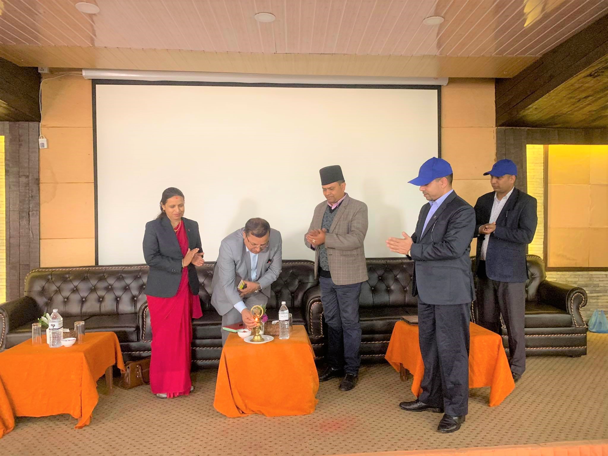 साकोस व्यवस्थापकहरुको क्षमता अभिबृद्धि तालिम (CUMCC) शुरु