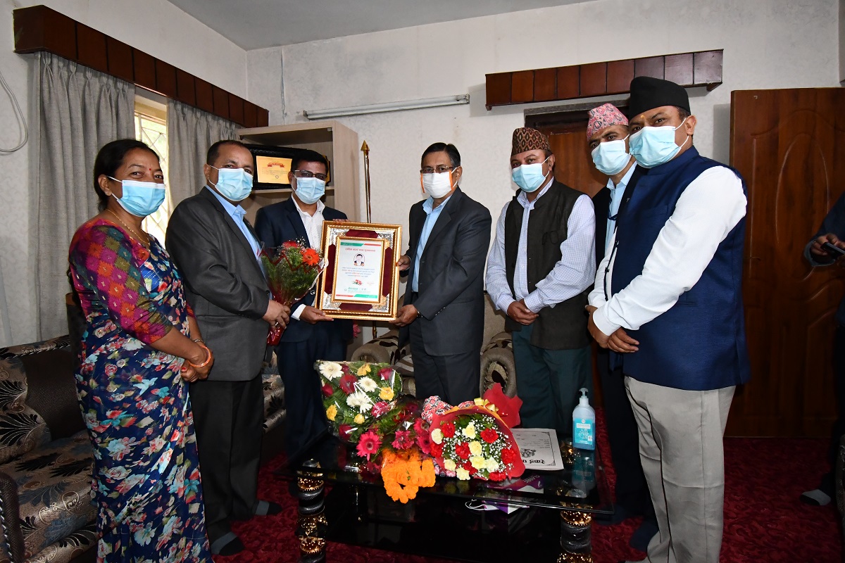 नेफ्स्कूनद्वारा गृहमन्त्री खाँडलाई बधाई एवम् शुभकामना
