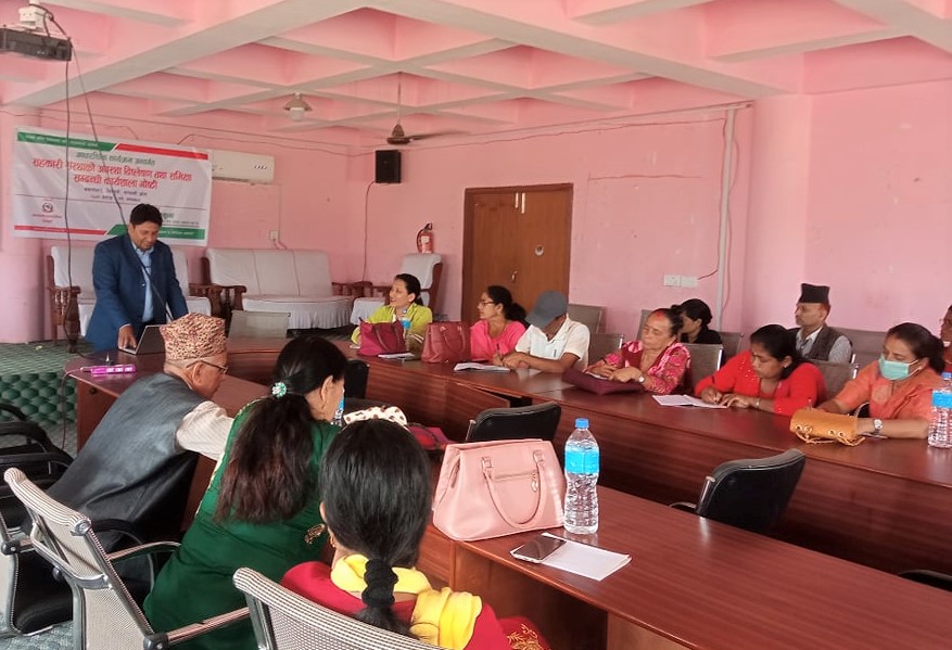 कमलामाई नगरपालिकामा आधारशिला कार्यक्रमको समिक्षा गोष्ठी सञ्चालन