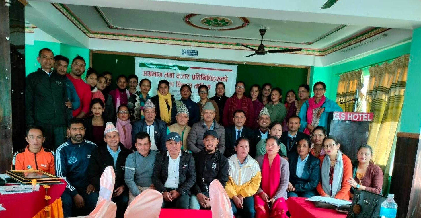 सहकारीको अग्रभागमा र बजार प्रतिनिधिको रुपमा कार्यरत कर्मचारीहरूका लागि तालिम प्रदान