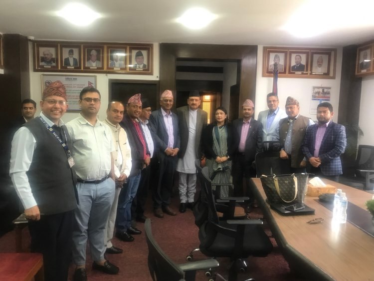 सरकार र सहकारी  मिलेर समस्या समाधान गर्नुपर्छ : अर्थमन्त्री डा. महत 