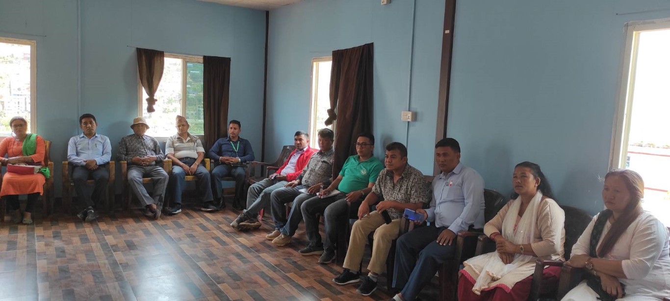 रामेछापको मन्थलीमा सदस्यसँग नेफ्स्कून कार्यक्रम