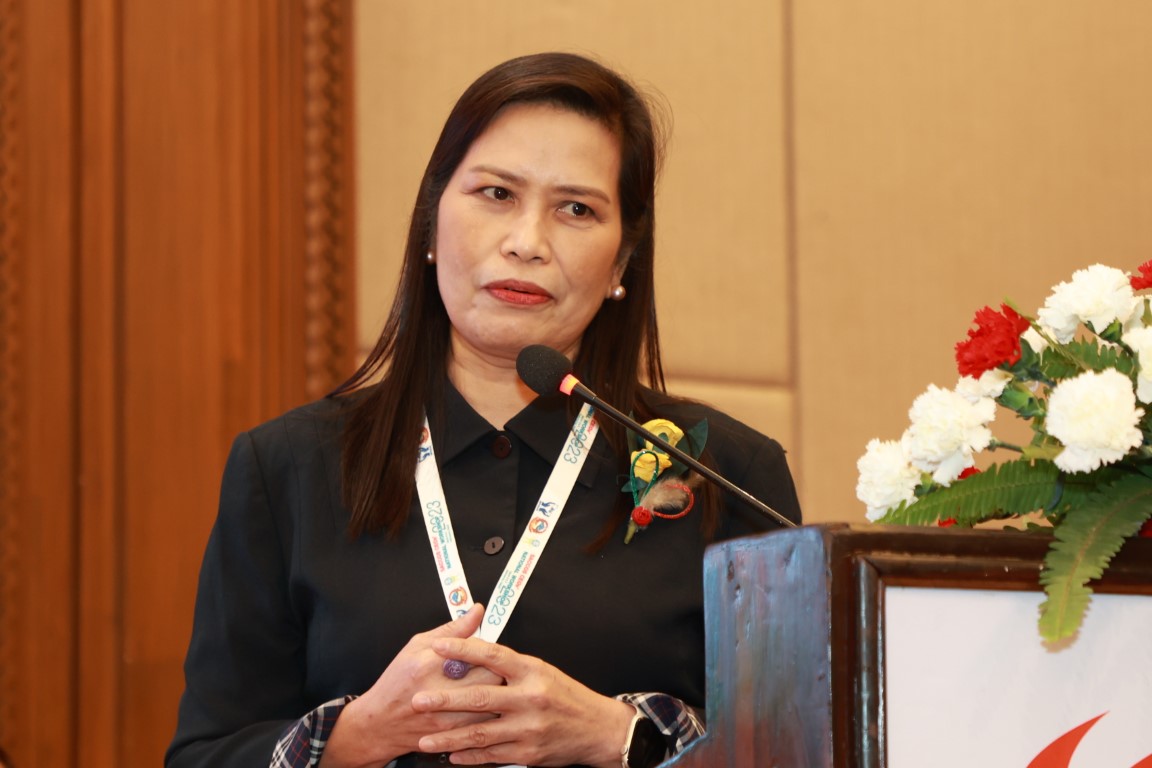 म तपाईहरुसँगै हुर्केबढेकी हुँः अकू सिईओ लेनी