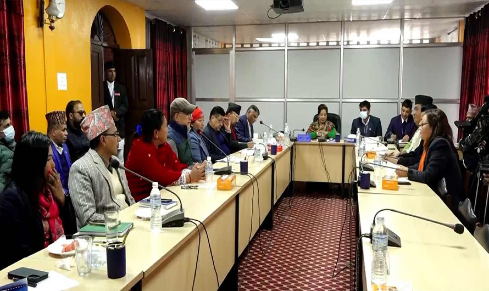 नियमसंगत नचल्ने सहकारीहरु समस्यामा