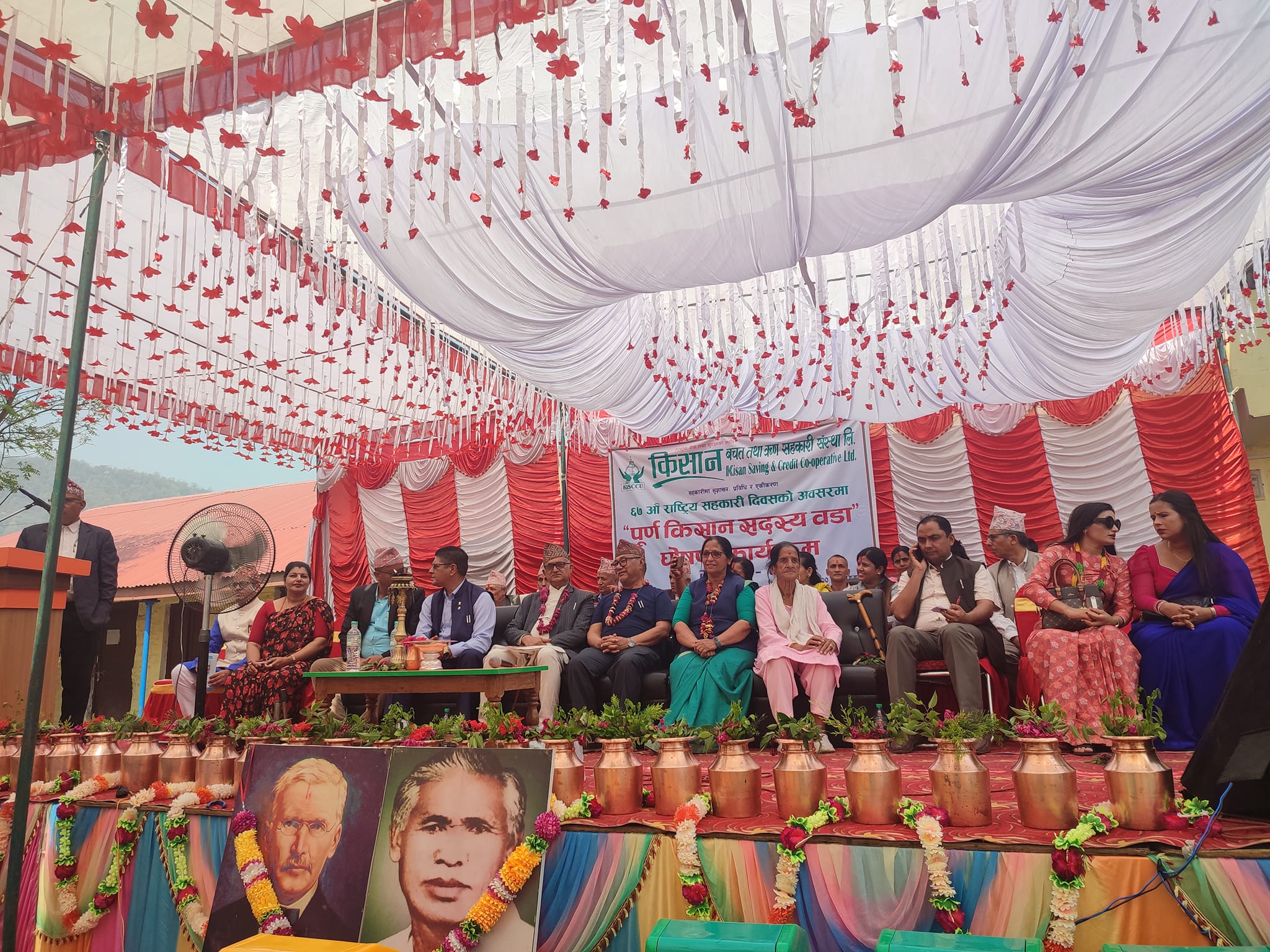 किसान साकोसद्वारा गैंडाकोट नगरपालिका-८ 'पूर्ण किसान सदस्य वडा' घोषणा 