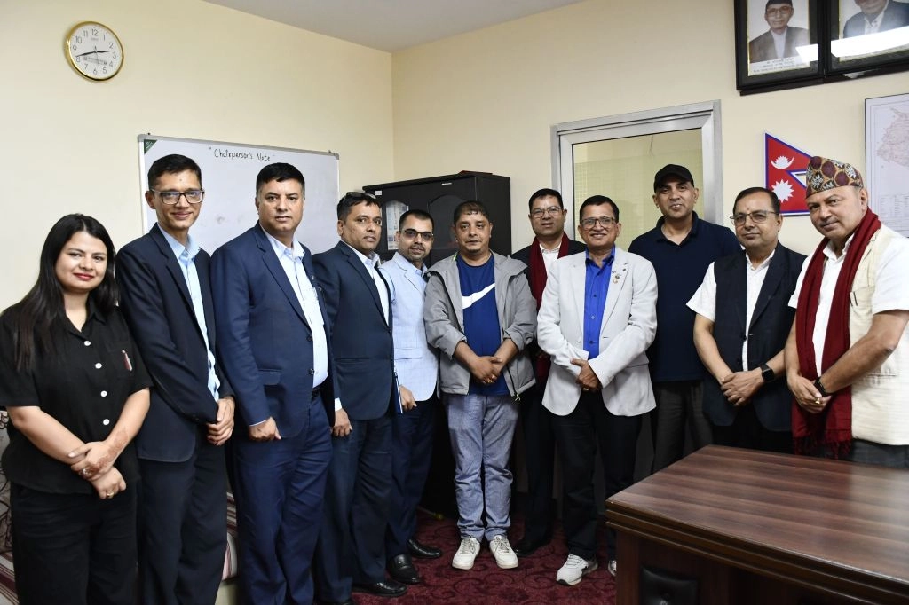 ओकूको साधारण सभामा सहभागी हुन नेफ्स्कून अध्यक्ष ढकाल र सिईओ सापकोटा अमेरिका जाँदै