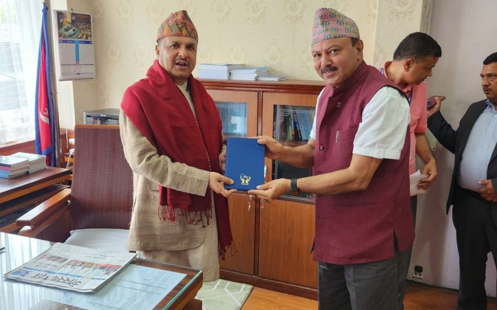 नवनियुक्त सहकारी सचिवलाई नेफ्स्कूनको तर्फबाट हार्दिक बधाई तथा शुभकामना