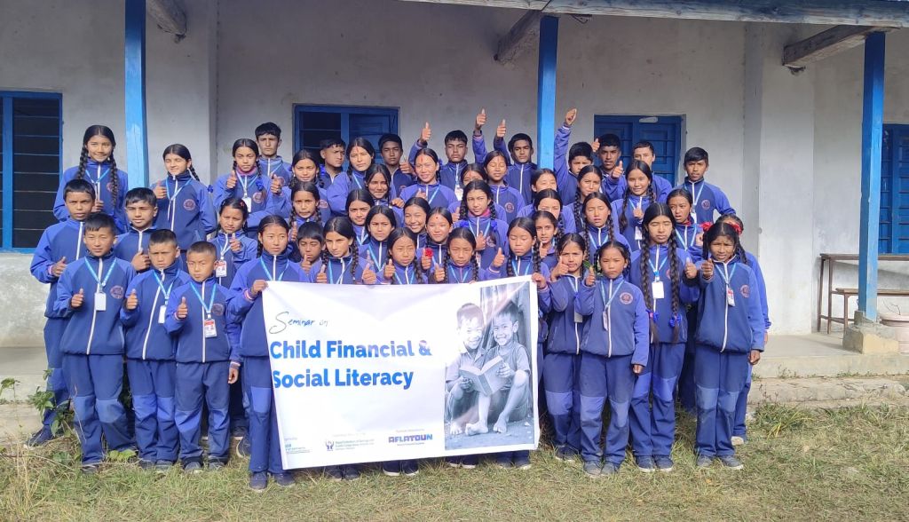 बागलुङको श्री बौडेश्वर मा.वि.का विद्यार्थीहरुलाई अफलातुन अन्तर्राष्ट्रिय संस्थाको साझेदारीमा पढ्दै कमाउँदै भन्ने व्यवहारिक शिक्षा प्रदान