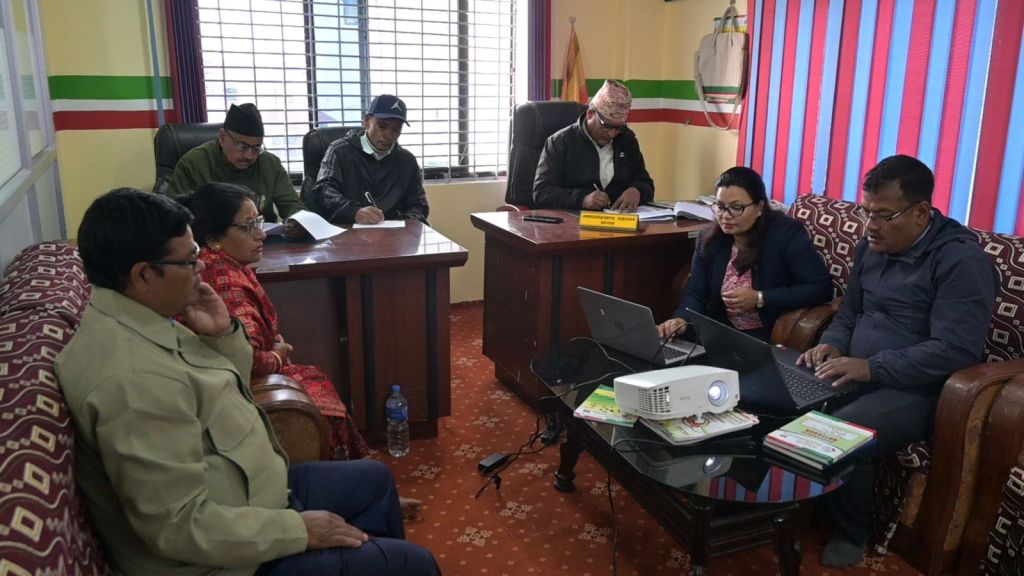 दोलखाको जनमुखी साकोसमा व्यवसाय विकास सेवा कार्यक्रम अभिमुखिकरण 