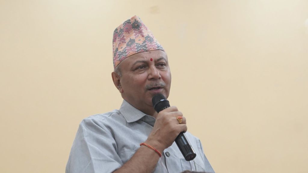 बचत–ऋण कारोबार बन्द गर्नुअघि संघलाई आत्मनिर्भर बनाउने बाटो दिनुपर्छ : ढकाल